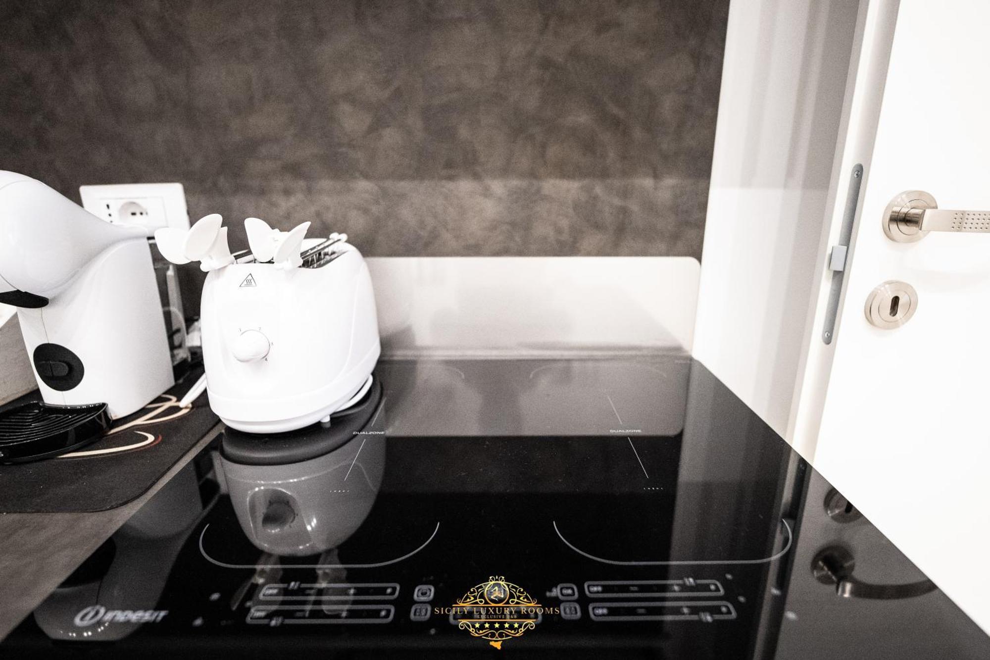 Sicily Luxury Bed & Breakfast Palermo